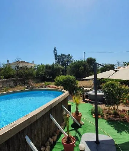 Hakuna Matata アパート ベナジル