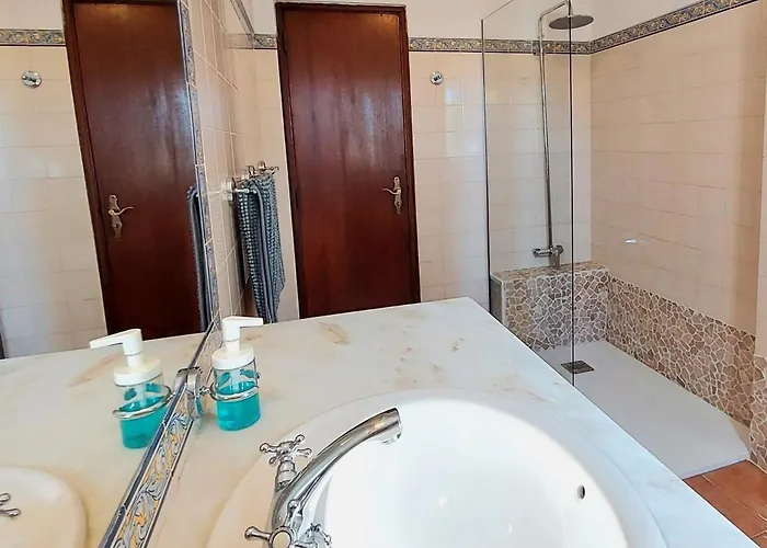 Hakuna Matata アパート ベナジル